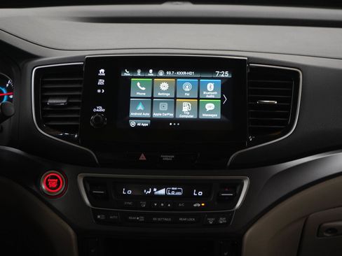 Used 2021 Honda Pilot EX-L image 16