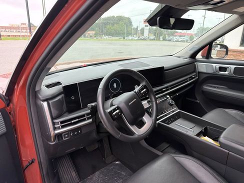 Used 2024 Hyundai Santa Fe Limited AWD/4WD image 4