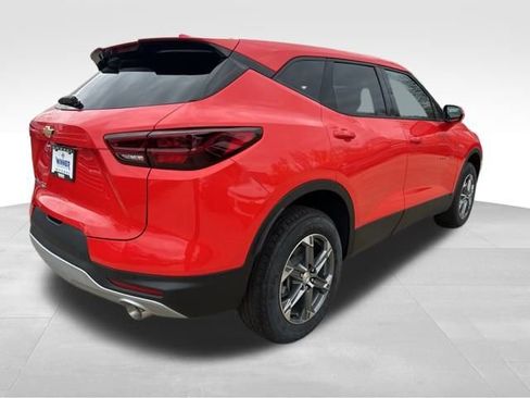 New 2026 Chevrolet Blazer LT image 5