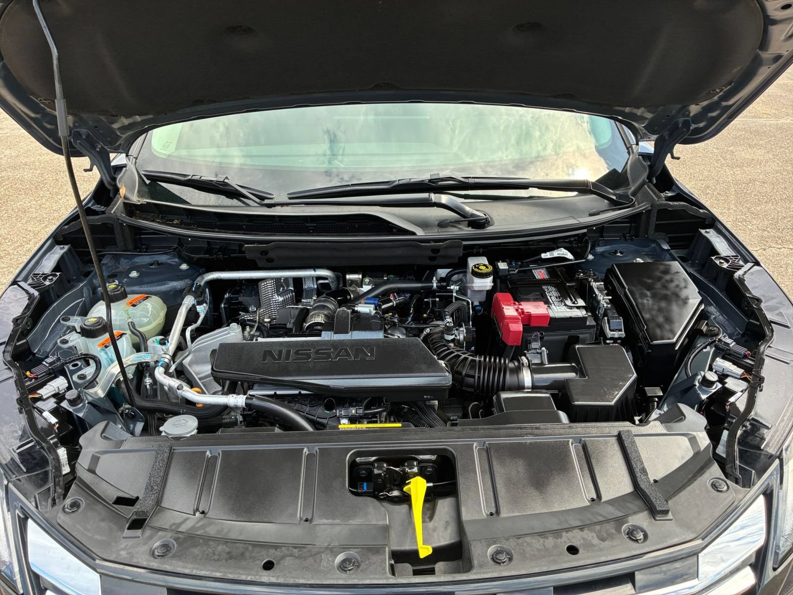 Used 2026 Nissan Rogue SL FWD image 33