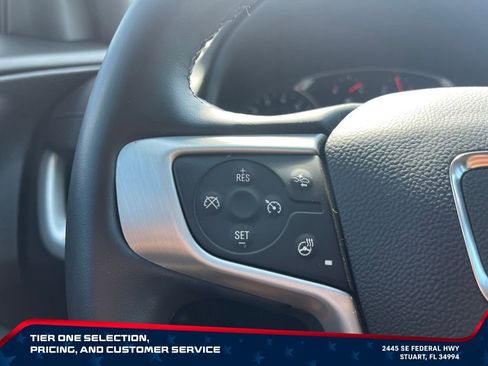 Used 2023 GMC Terrain SLT w/ Tech Package FWD image 26