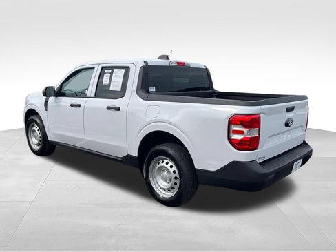 Used 2025 Ford Maverick XL w/ Equipment Group 102A AWD/4WD image 3