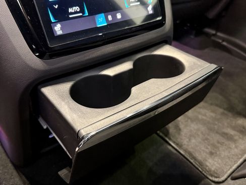 New 2026 Cadillac Escalade IQL Sport 1 w/ LPO, ONYX Package image 34