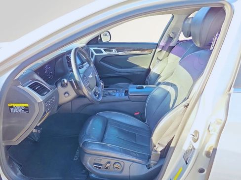 Used 2015 Hyundai Genesis 3.8 w/ Option Group 03 image 8