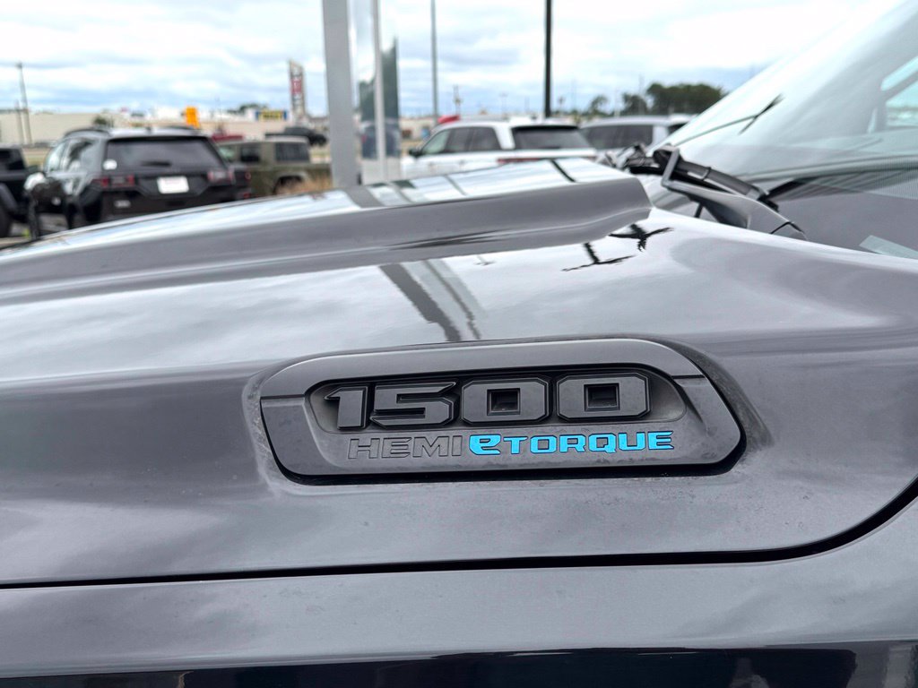 Used 2022 RAM 1500 Big Horn w/ Built-to-serve Edition AWD/4WD image 11