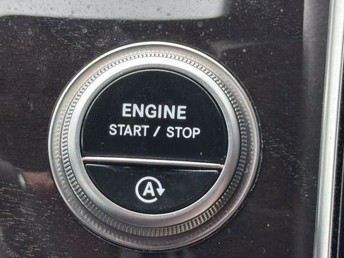 Used 2025 Mercedes-Benz GLC 300 GLC 300 image 23