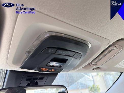 Used 2025 Toyota Corolla LE FWD image 28