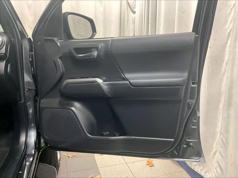 Certified 2023 Toyota Tacoma TRD Sport image 12