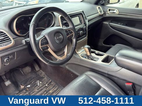 Used 2017 Jeep Grand Cherokee Limited RWD image 11