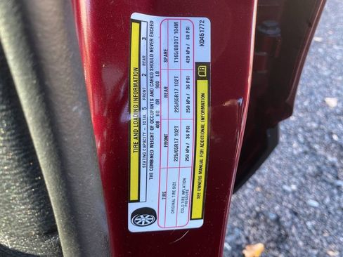 Used 2019 Jeep Cherokee Latitude Plus w/ Cold Weather Group image 30