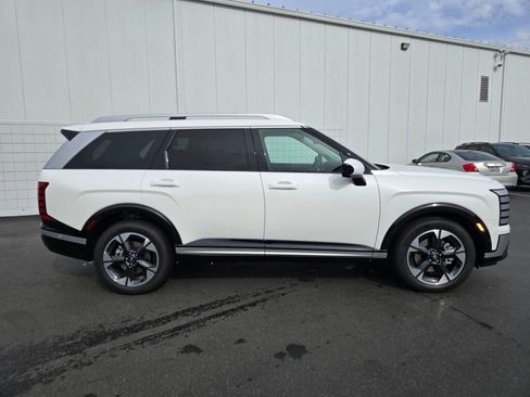 New 2026 Hyundai Palisade Limited image 3