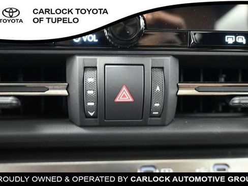 Used 2024 Lexus GX 550 w/ Accessory Package (Z1) AWD/4WD image 16