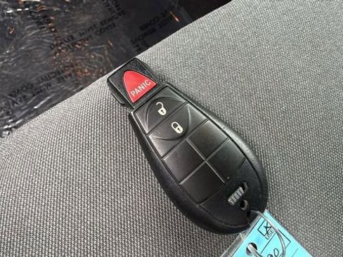 Used 2024 RAM 1500 Classic SLT image 29