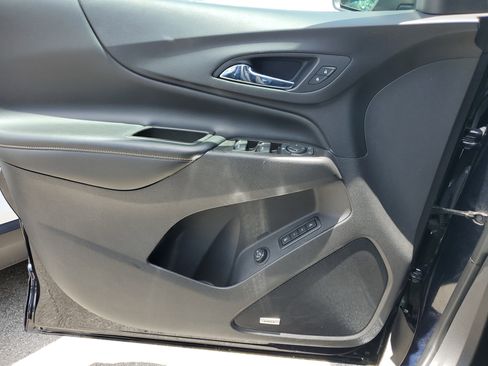 Used 2021 Chevrolet Equinox Premier image 15