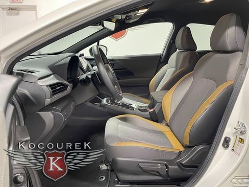 Certified 2025 Subaru Crosstrek 2.5i Sport w/ Crosstrek Mirror Package image 11