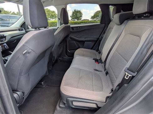 Used 2022 Ford Escape SE image 15