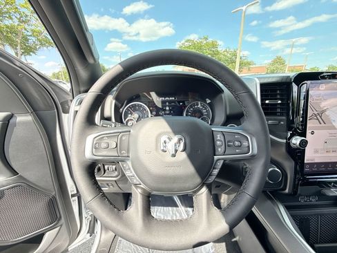 New 2026 RAM 1500 Big Horn AWD/4WD image 15