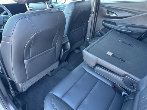 Used 2025 Buick Envista Avenir image 48