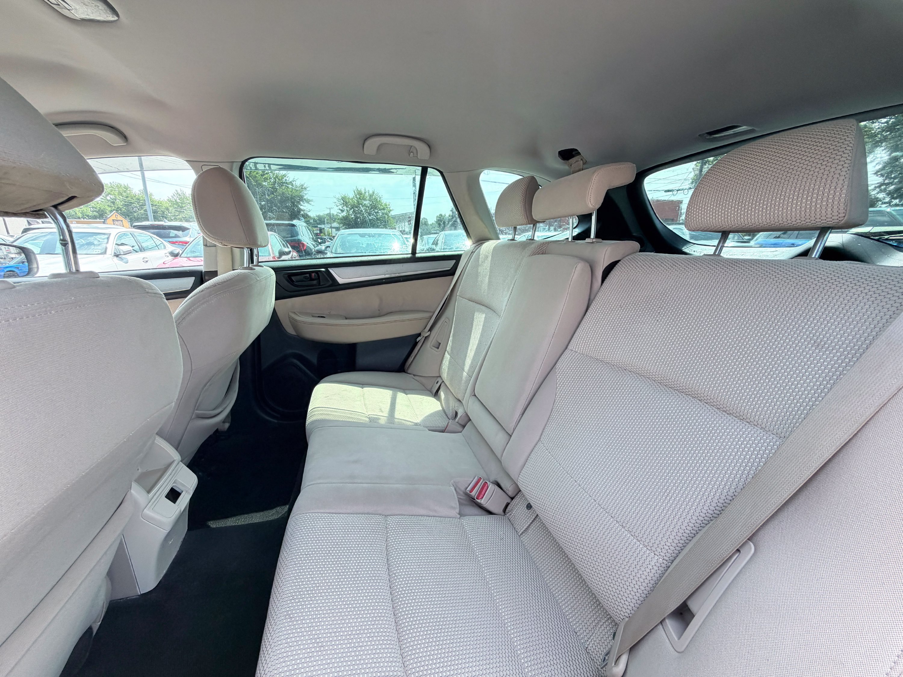 Used 2018 Subaru Outback 2.5i AWD/4WD image 18