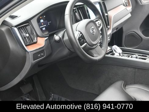 Used 2024 Volvo XC60 T8 Ultimate w/ Protection Package Premier AWD/4WD image 7