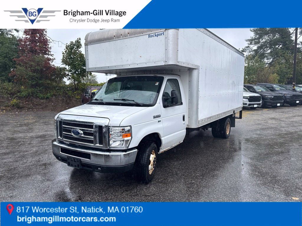 Used 2016 Ford E-350 and Econoline 350 Super Duty RWD image 1