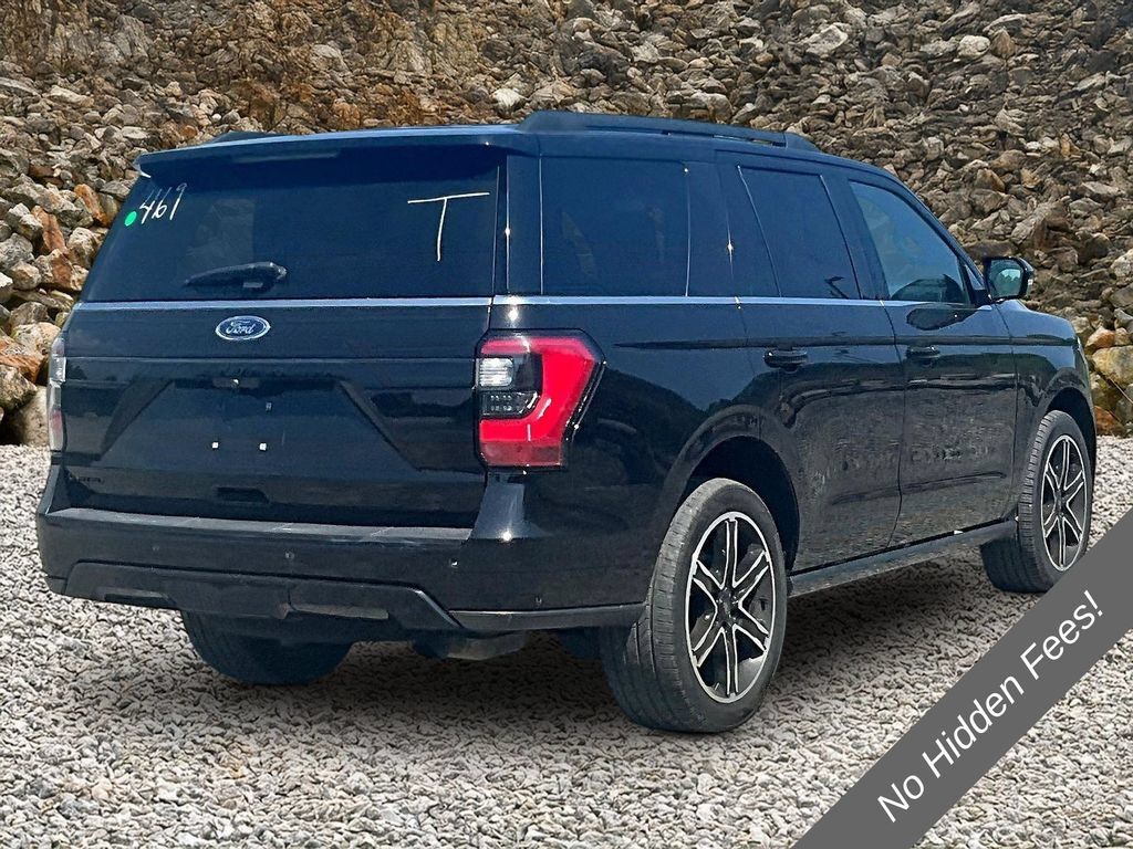Used 2019 Ford Expedition Limited w/ Equipment Group 303A AWD/4WD image 2