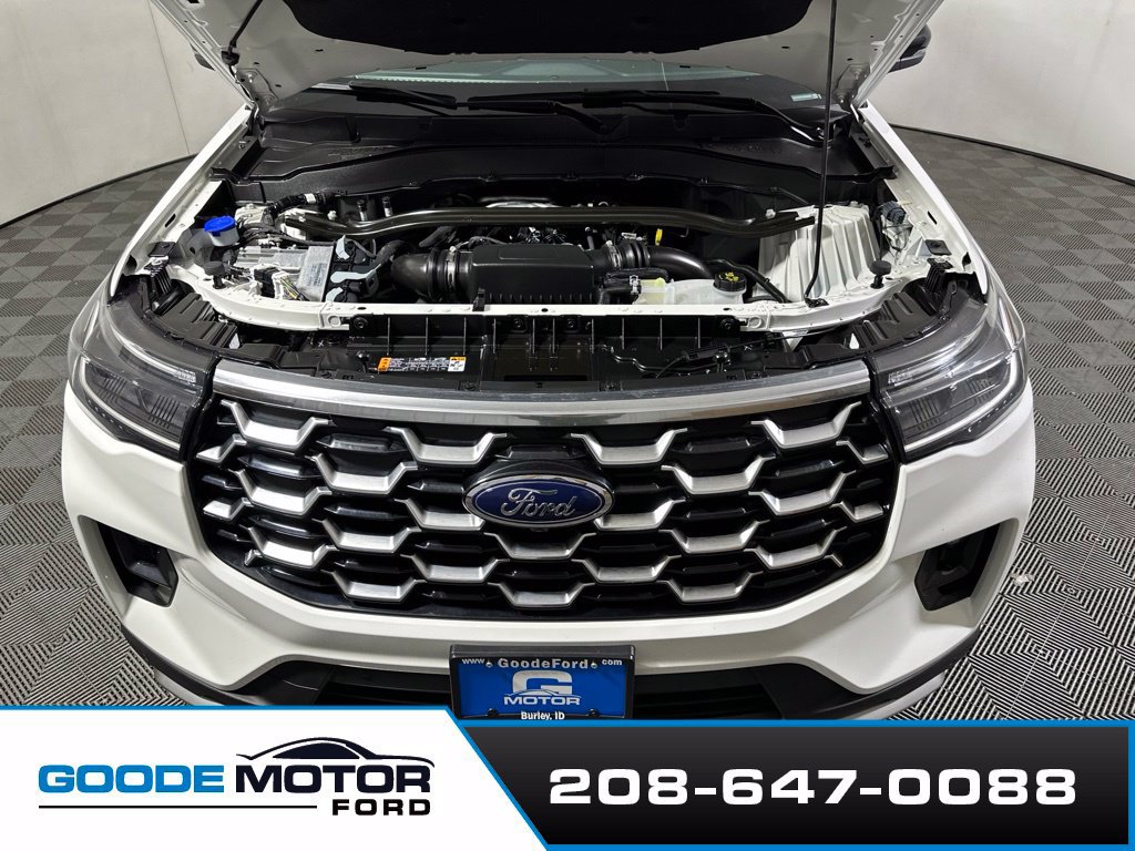 Used 2025 Ford Explorer Platinum w/ Ultimate Package AWD/4WD image 26
