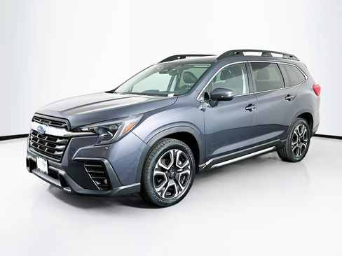 Used 2023 Subaru Ascent Limited AWD/4WD image 3