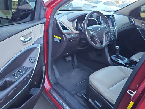 Used 2017 Hyundai Santa Fe Limited image 10