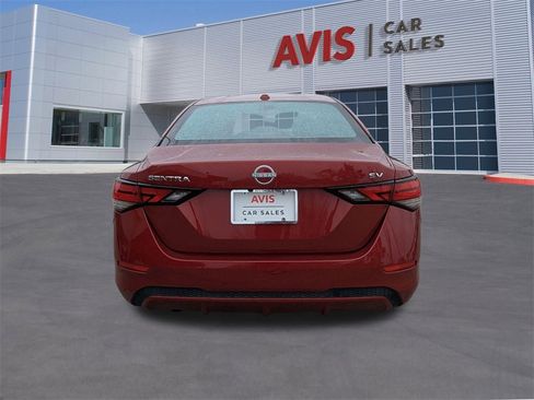 Used 2024 Nissan Sentra SV image 7