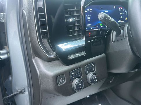 Used 2024 Chevrolet Silverado 3500 LTZ w/ LTZ Plus Package image 15