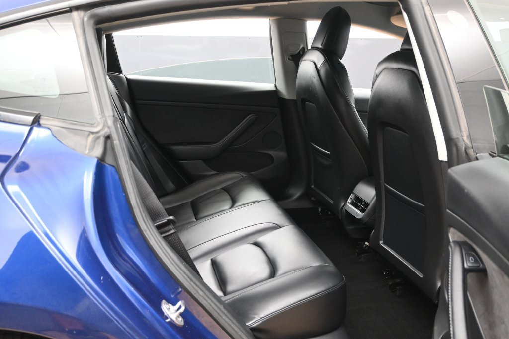 Used 2023 Tesla Model 3 Standard Range RWD image 28