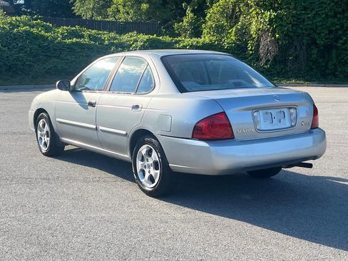 Used 2004 Nissan Sentra S w/ Road Trip Pkg FWD image 20