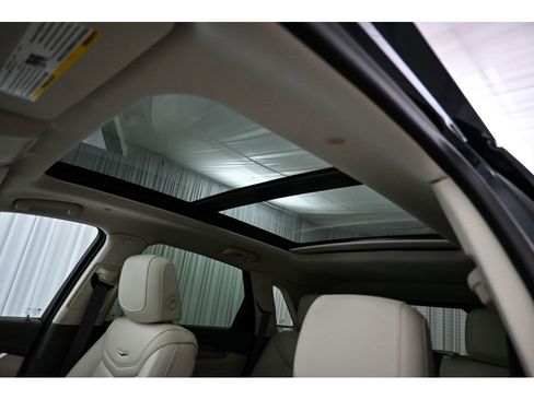 Used 2024 Cadillac XT5 Premium Luxury FWD image 11