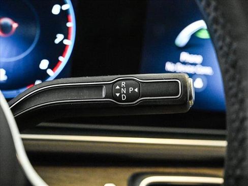 Used 2020 Mercedes-Benz GLE 350 4MATIC image 12