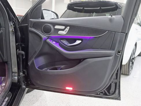 Used 2022 Mercedes-Benz GLC 300 4MATIC Coupe image 38