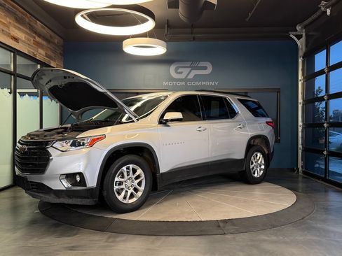 Used 2021 Chevrolet Traverse LT AWD/4WD image 24