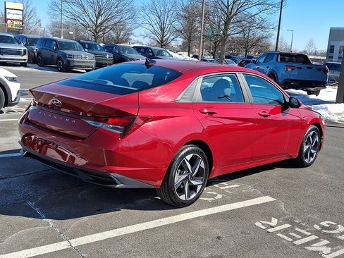 Certified 2023 Hyundai Elantra SEL w/ Convenience Package image 6