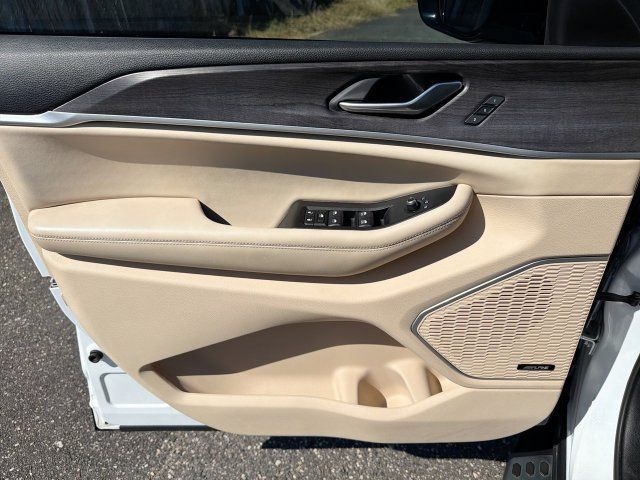 Used 2021 Jeep Grand Cherokee L Limited RWD image 20