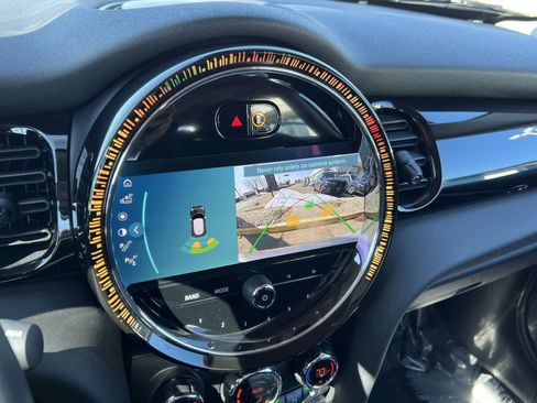 Used 2022 MINI Cooper S image 16