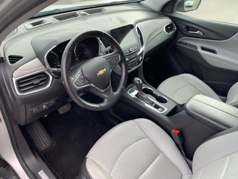 Used 2021 Chevrolet Equinox Premier image 8