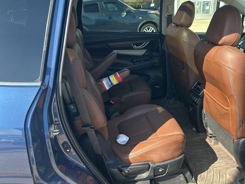 Used 2019 Subaru Ascent Touring image 29