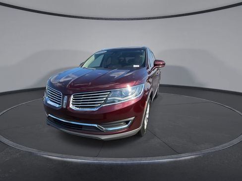 Used 2018 Lincoln MKX Select w/ Select Plus Package FWD image 4