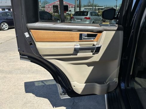 Used 2014 Land Rover LR4 HSE LUX image 22