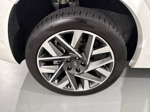 Used 2023 Hyundai Santa Fe Calligraphy AWD/4WD image 14