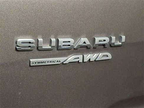 Used 2023 Subaru Forester Premium image 30