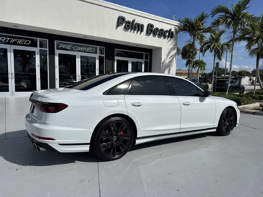 Used 2025 Audi S8 w/ Executive Package AWD/4WD image 24