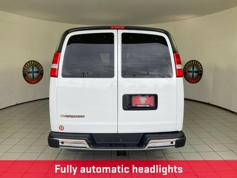 Used 2025 Chevrolet Express 3500 LT w/ LT Preferred Equipment Group RWD image 18