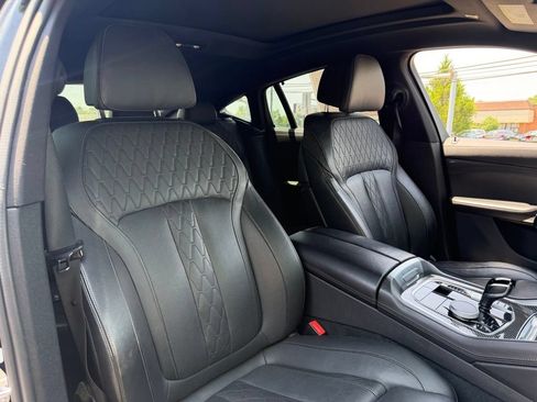 Used 2022 BMW X6 M50i w/ Premium Enhanced Package AWD/4WD image 14