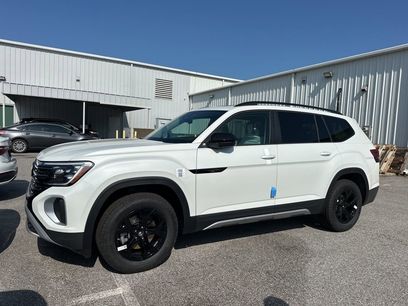 New 2026 Volkswagen Atlas Peak Edition